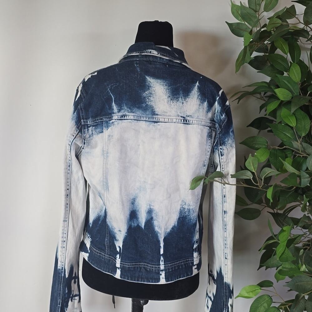 AFRM Blue and White Denim Jacket - Picture 3 of 7